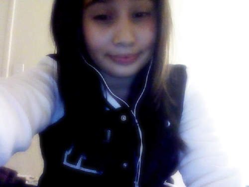 Follow me and ill follow back c: .