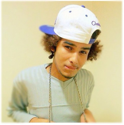 Follow me and i follow back :) 

INSTAGRAM- LAST_KING_RUNNING
KEEK- 1 dolleer
KIK - onlyonediego
BB - 29bfd813
