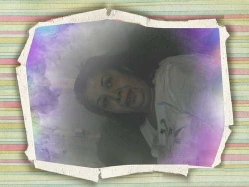 elenagiron_'s profile picture. Luchadora.Indignada.Mui Cabreada por los mismos chorizos que siempre.Dimitir no es un nombre ruso