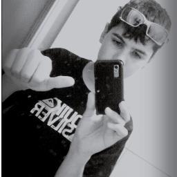 Facee Áê, ; http://t.co/n05bSH1P