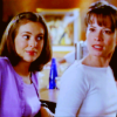 glitterovunque's profile picture. Listening in silence anything but then do not complain if I know everything.