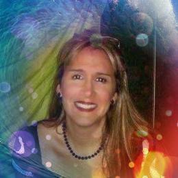 Esposa, Madre, Hija, Amiga, Venezolana y pongo a diario mi vida en la Manos de Dios!