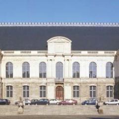 Keleier an abadennoù a bep seurt aozet e brezhoneg e #Roazhon / Une liste de trucs à faire en breton à #Rennes

http://t.co/lnnaSMmY

#bzhg
