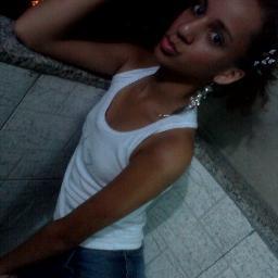 BrunaZamoht's profile picture. Brunɑ Cristinɑ -ɑdoro ler , tocɑr violão e gosto muitɑ dɑ novelɑ @Mɑlhɑção