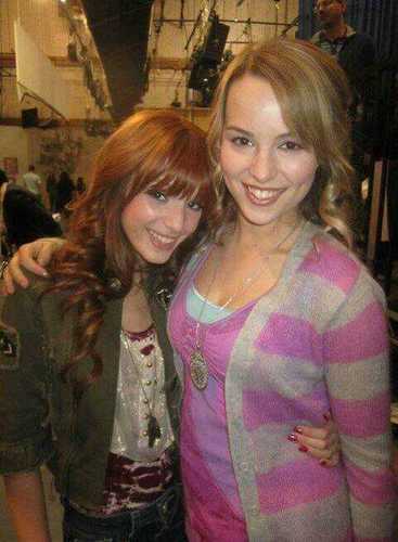 Huge supporter of @bridgitmendler and everything she does. Everyone check out Bridgit's debut album #HelloMyNameIs... It is Amazing!!! #Mendies