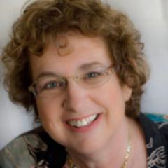 Board Certified psychiatrist based in Los Angeles. Author. Speaker. Creator of The First Key - a system to detect & eliminate subconscious self-sabotage.