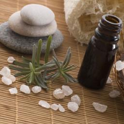 We are mobile beauty therapy based in Torbay, Devon with the finest of treatments. 

Call us on 07720244415