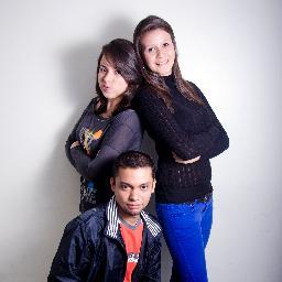 Programa transmitido todos los miércoles a las 2:30pm  Por tu señal @SinPrecedentes con las voces de @AndreaDaCostac @Benderbi @VictoriaRodrC21