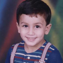 رغم انني خلقت ضعيفا كخلقة البشر ولكني بحبي لله صمودي عتيدا