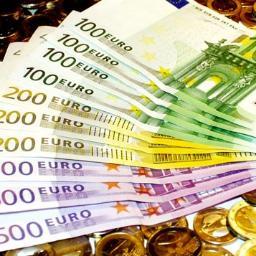 Ontdek de verschillende manieren om extra inkomsten te genereren op het internet. Veel succes...