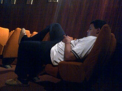 raouf_afh's profile picture. a force de vouloir gagner ta vie,tu finiras par la perdre. NIRO