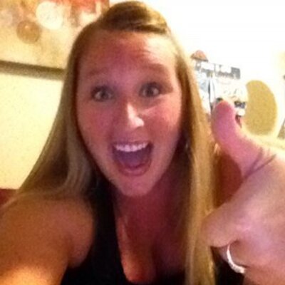 Profile Picture of J “she Stays Home“ Bizzle (@JessBin329) on Twitter