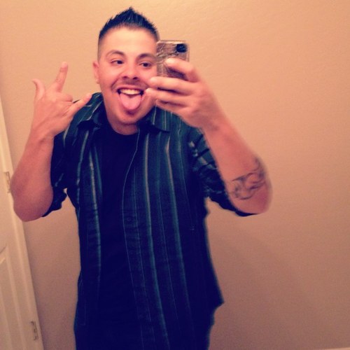 gonzales_derek's profile picture. 