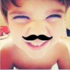 — A minha pequenez glorifica a Tua imensa Grandeza, Aba Pai! Dono do @PequenosdeDeus | eu amo você @PequenadeDeus ♥