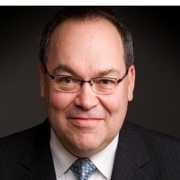 Vice-président chez Cohn & Wolfe, une agence de communication globale.