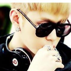 'ยง จุนฮยอง' ผมหล่อ ผมเท่ห์ ผมเมะ ฟอลมาสิครับแล้วจะรู้ :) ***นานๆทีโผล่***
#89line START ; 010213
(ฟอลแบคบอท)