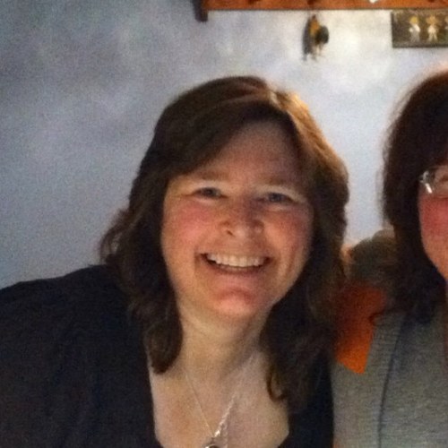 Mindyorigamiowl's profile picture. living the dream