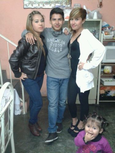 He tenido en mis manos muchas cosas y las he perdido pero aquello que he poesto en manos de dios, lo conservo todavia :)