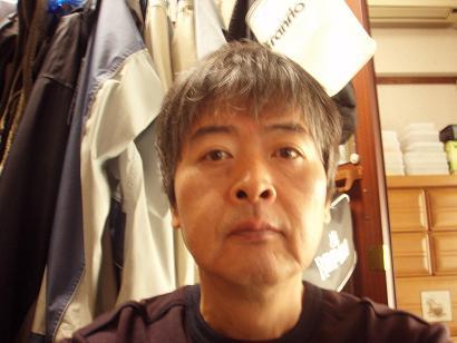 政治的活動を若い人に入れ知恵する。
反原発ではなく安全な原発への改善！
関東以南をソーラー発電事業で自給し
古い原発は潰したい。
政治家の動きをネットニュースなどで
監視して意見し、自分の出来る事を
精一杯活かしたい信念。
常に耳を傾け相手の意見に正当性が
有れば取り入れ今後に活かす事。
エンジニアの知恵を活かす。