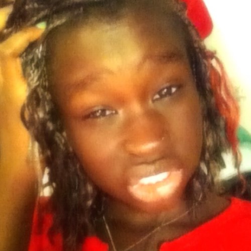 i'm nancy an i'm who i am so haterz back off cause i don't care what people say cause i'm MINDLESS ;)
