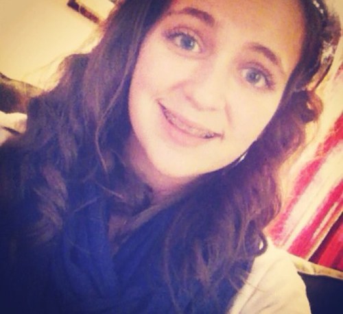 Dancer. Christian. Directioner. I follow back(: