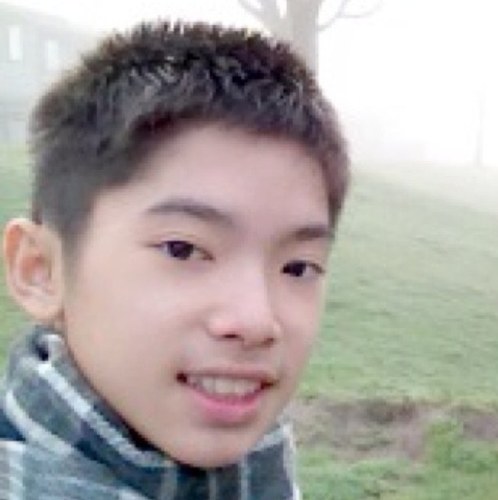 ผมไม่ใช่บอทครับ แต่ฟอลผมมาน่ะครับ ผมหล่อ(?) ผมน่ารัก ฟอลผมมาน่ะ