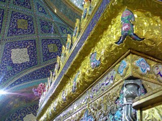 مدافعه عن الحق. مدافعه وخادمة العلويه ام ناصر