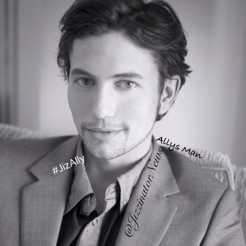 #OfficialJizzinator #JizzinatorNews I bring you the latest gossip, News or scandals.. Craziness is about to happen [Me: @PainInMyPants] |MC/RP|