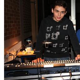 DJ/ L.J. W&M Productions. Event Management, sound/light/vision. kw/zuivel bij vomar voordeelmarkt ijmuiden
