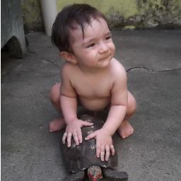 Pai de Francisco,marido de Érica,Filho de Ana, sobrinho de Dina,Fonso e Angelica,irmão de Ramon,Gabriela,Felipe e Júlia!!!!