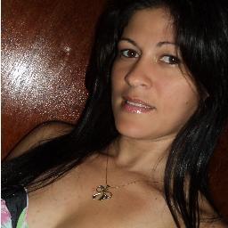 Uma pessoa muito feliz...tenho Jesus que está à frente da minha vida!!!