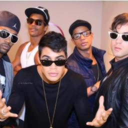 Foi com vocês que eu aprendi a essência da vida, que é a humildade . Fã clube dedicado a banda @MelaninaCarioca !