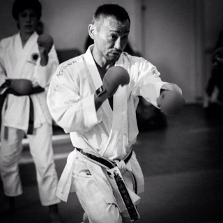 #水戸空手道倶楽部 #暁道場 練士.公認6段.JSPO #coach 4.#日本スポーツマスターズ 40~45 2017.45~50 2022 組手優勝🥇.40~50 2019 形3位🥉. サーフィン🏄‍♂.筋トレ.サウナ. 愛犬ダディ #保護犬 #コーチング #トレーダー #