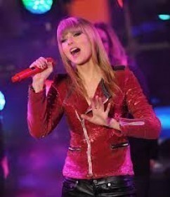 Taylor flawless Swift changed my life. Whut. // Ariana Grande♥