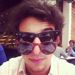 Hola Loquitas Esta Pagina esta Dedicada A @JuanRiveros Y Es para Todas&Todos Aquellos Que Lo apoyan Espero Que Cresca Mucho Y ayan Muchas Personas que Lo Apoyen