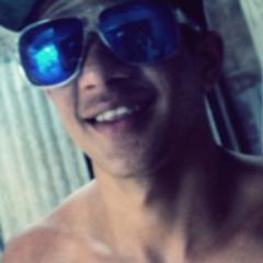 moises17santos's profile picture. 