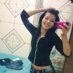 novinhaemely's profile picture. 