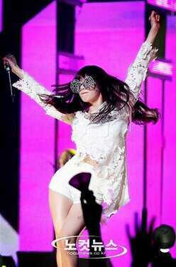 ♚เห็ด เห็ด เห็ด ชั้นคือเห็ด ชั้น สวย เซ็กซี่ อ๊าย!!  ฟอลมาคุยกับชั้นนะค๊าาา~ #ทำมือแมว :3  #101112 #_KKTH.  ♚