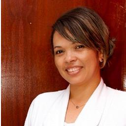 ESTETICISTA pós-graduada em ESTÉTICA E COSMETOLOGIA, Graduada em Gestão de TI. Estética Facial e Corporal, especialista em Drenagem Linfática Pós- Cirúrgica.