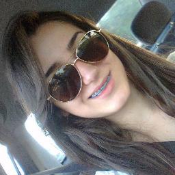sendo feliz 
me segue ai e tbm a juh @judeniz