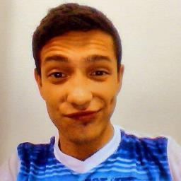 Eu sou do tamanho daquilo que sinto, que vejo e que faço, não do tamanho que os outros me enxergam.