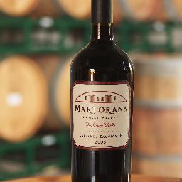 Handmade wines from the finest organic grapes in Sonoma's Dry Creek Valley...