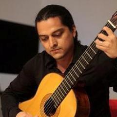 Licenciado en Música, Guitarrista Clásico, Pedagogo de la guitarra, Director de la Orquesta Juvenil de Guitarras de El Salvador, Director de PROMUSIKA.