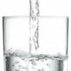 Hydrogen rich H2O made naturally with a hydrogen generator. Discover the health benefits!