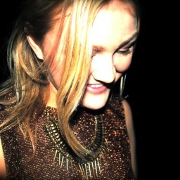 NoorLagendijk's profile picture. Originally from Amsterdam, relationship with writing, studying in San Diego