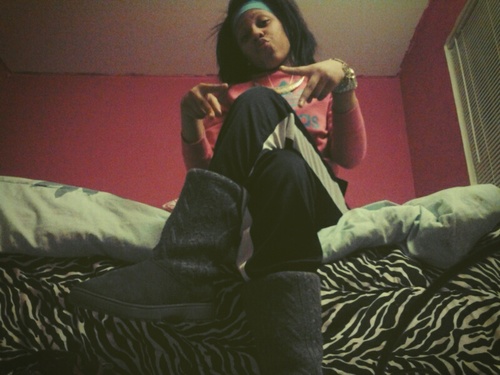 # Im Ragen , 5'2 Maybe 5'1 Or SomeThing , * I Love Boys , Imma Scorpio # Cheerleading Caption * :) FOLLOW ME & I'LL FOLLW BACK maybe :) :)