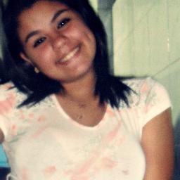 Mude, deixe de colocar sua felicidade nas mãos dos outros.  Siga-me aqui : @laryssawennya_  (: