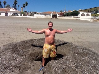 clareandellie's profile picture. Missing a certain someone a lot :(