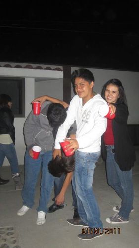 jugar FUTBOL