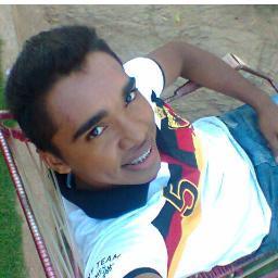 ``eu sou uma pessoa que tenta descobrir o impossivel para mostrar que tudo na vida é possivel``